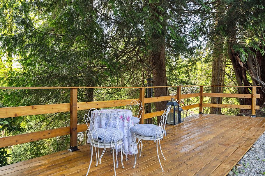 3061 Bewicke Avenue North Vancouver, BC - 40