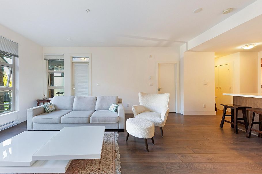 305 3602 Aldercrest Drive North Vancouver, BC - 15