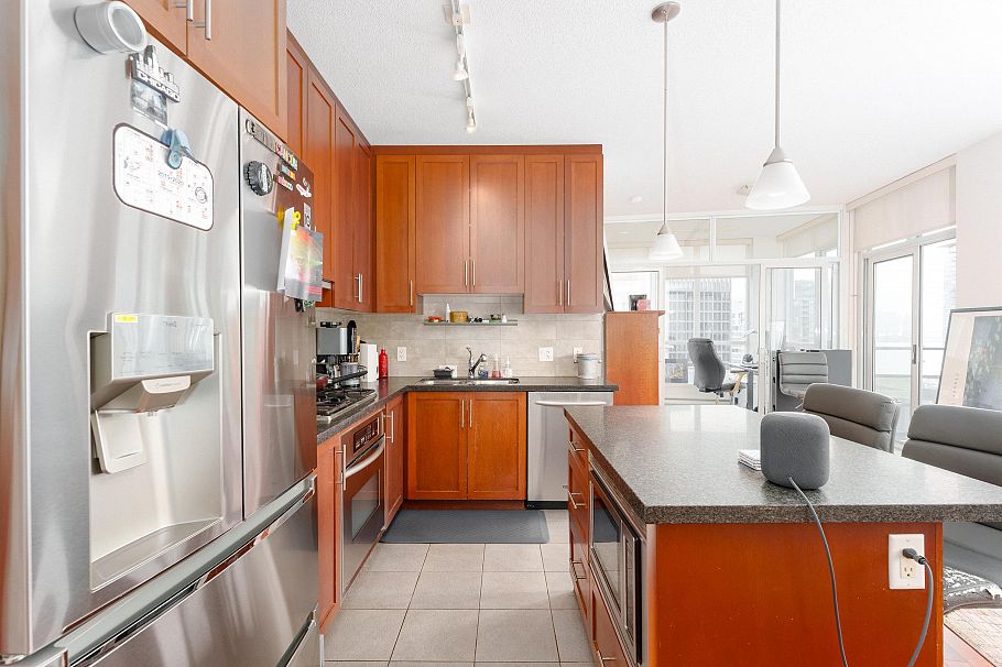 2803 1189 Melville Street Vancouver, BC - 4