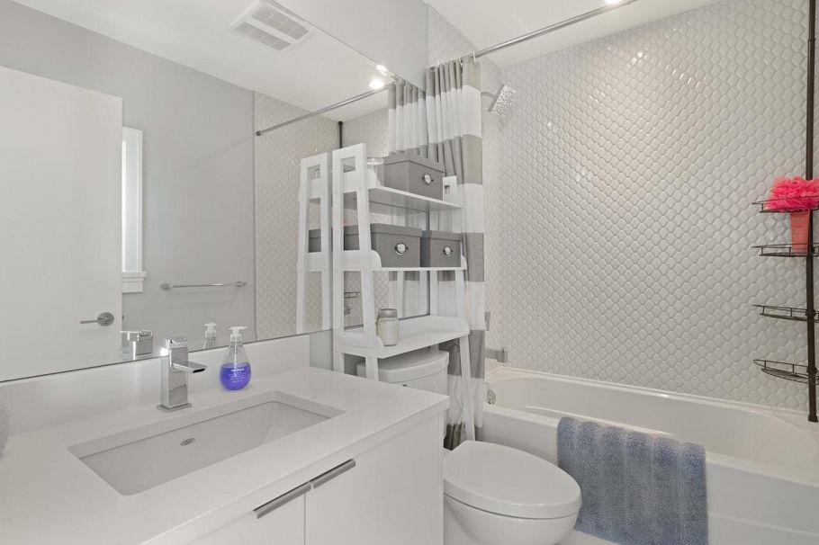 291 Monteray Avenue North Vancouver, BC - 25