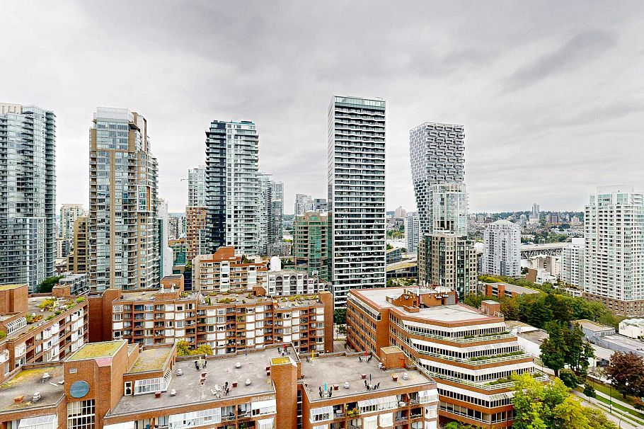 2004 1020 Harwood Street Vancouver, BC - 29