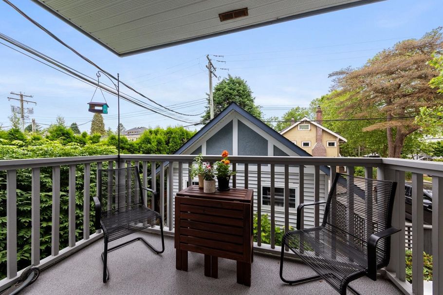 103 W 15th Avenue Vancouver, BC - 12