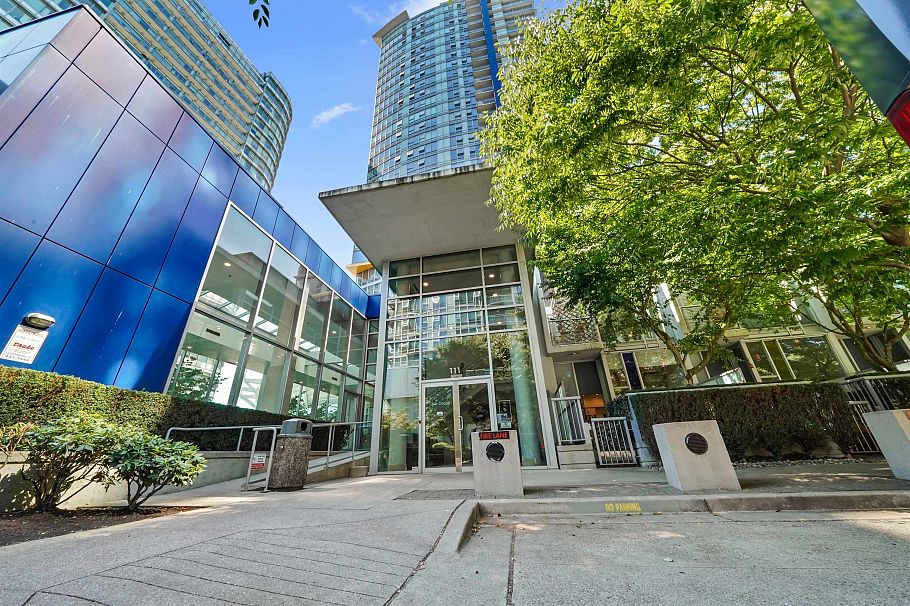 703 131 Regiment Square Vancouver, BC - 30