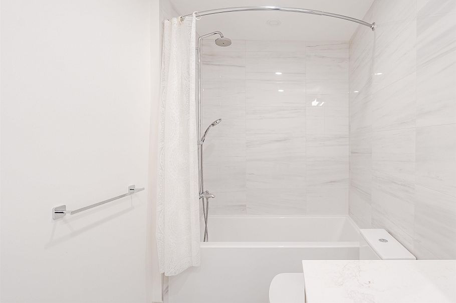 602 477 W 59th Avenue Vancouver, BC - 28