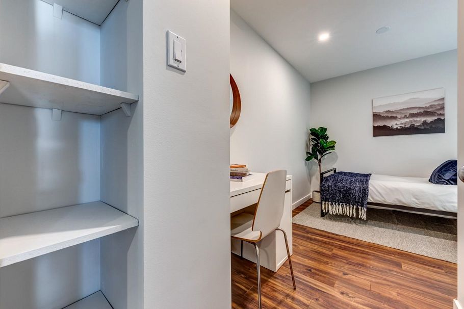 809 555 Abbott Street Vancouver, BC - 22