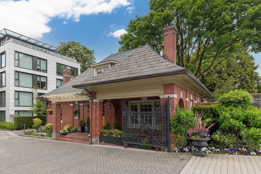 1501 Atlas Lane Vancouver, BC - 34