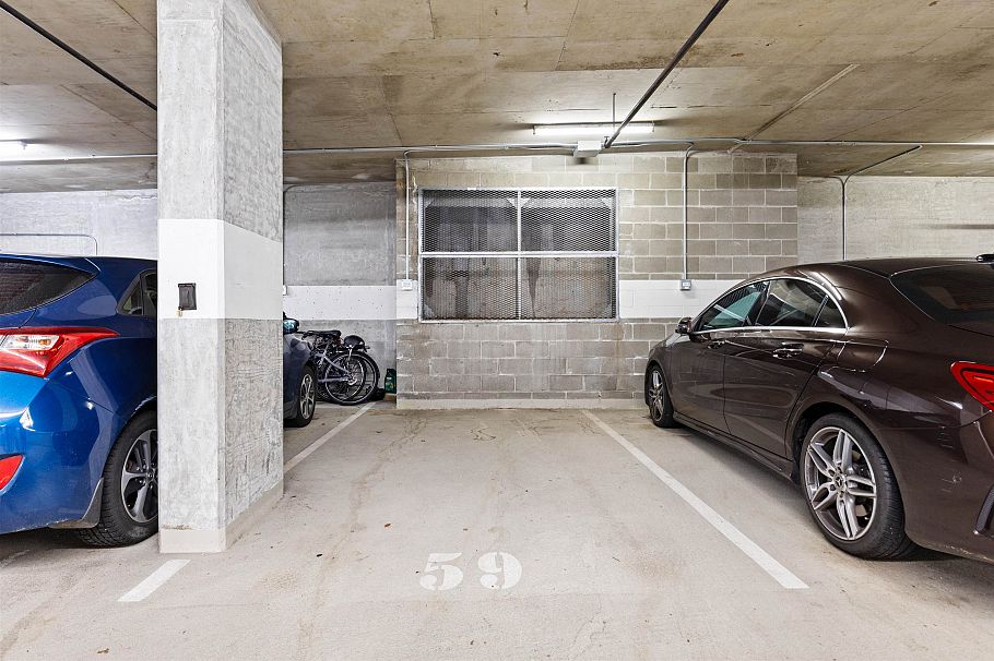 975 Beatty Street Vancouver, BC - 32