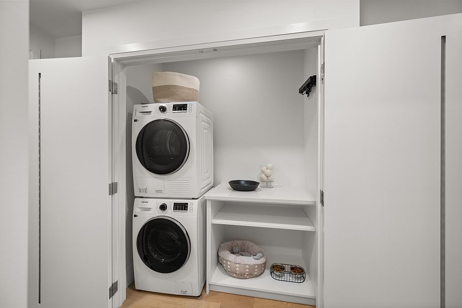 111 2550 Garden Drive Vancouver, BC - 15