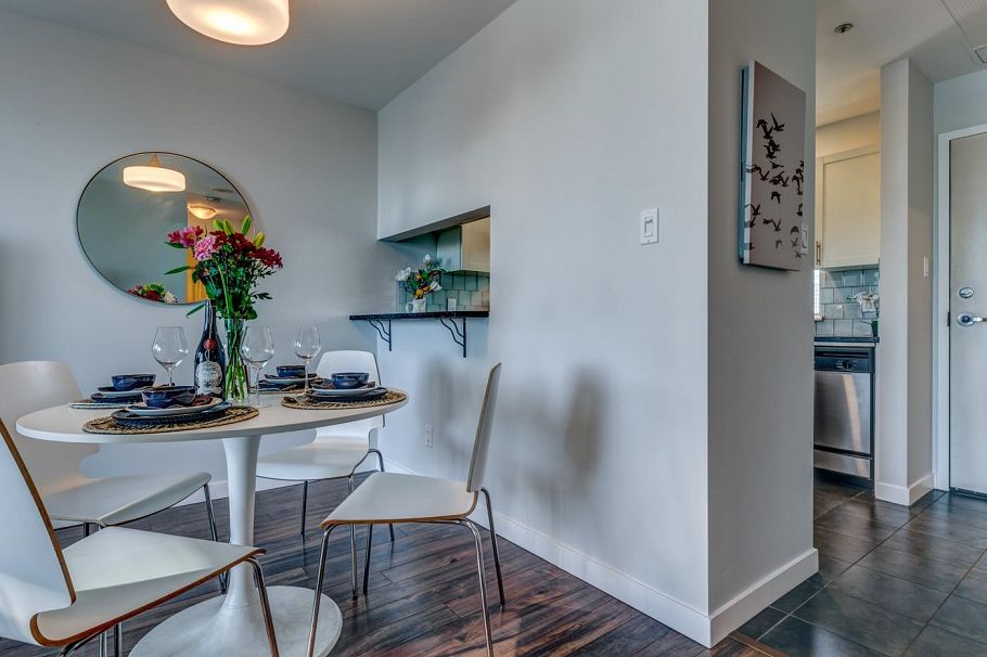 809 555 Abbott Street Vancouver, BC - 11