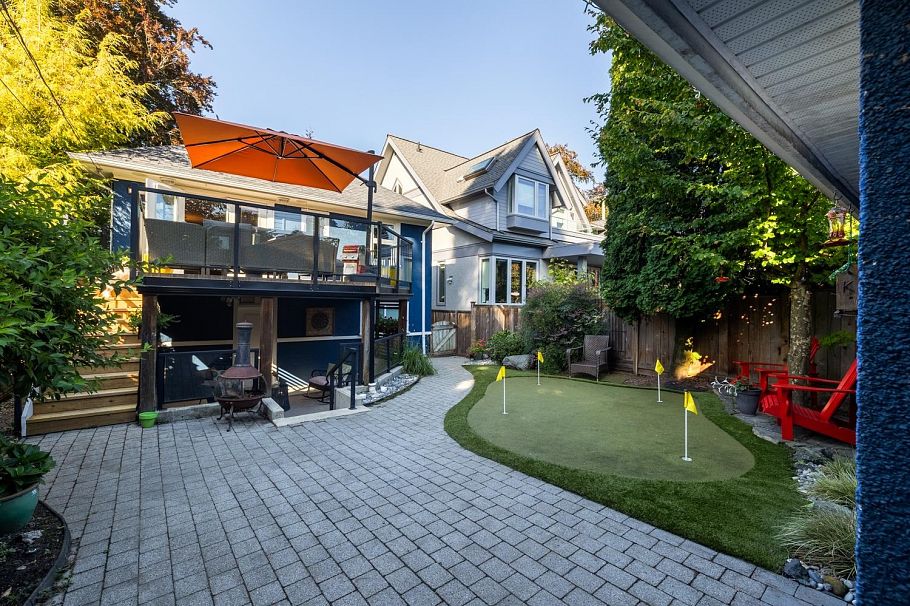 3432 W 13th Avenue Vancouver, BC - 33