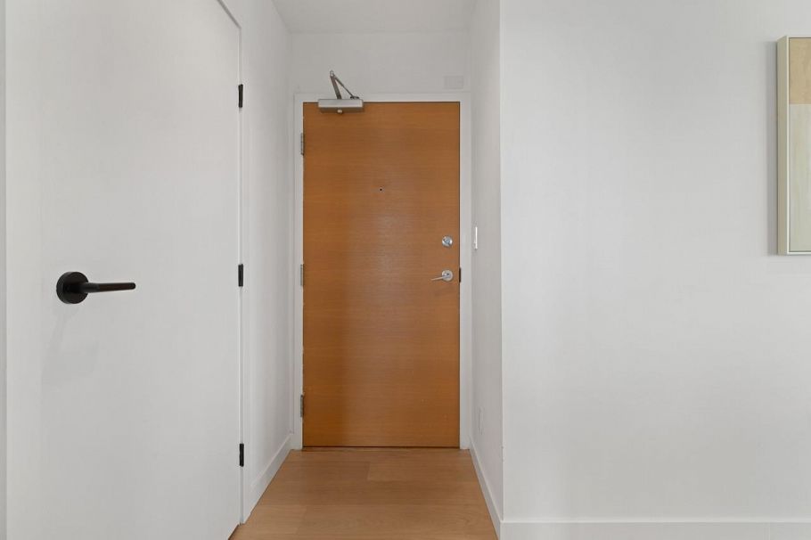 3002 909 Mainland Street Vancouver, BC - 30