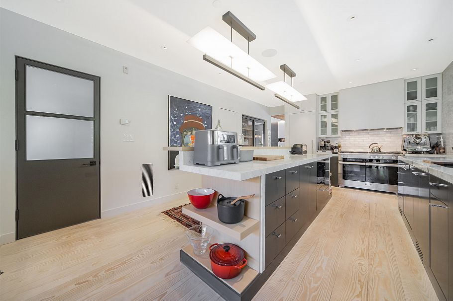 1501 Atlas Lane Vancouver, BC - 13