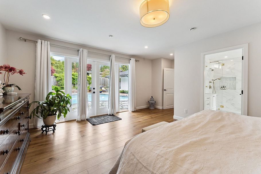 3061 Bewicke Avenue North Vancouver, BC - 13