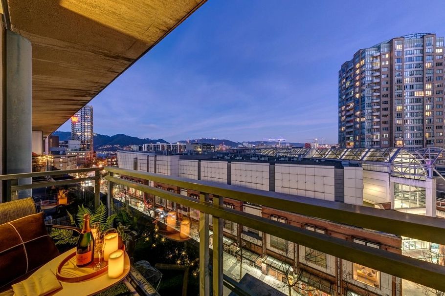 809 555 Abbott Street Vancouver, BC - 34