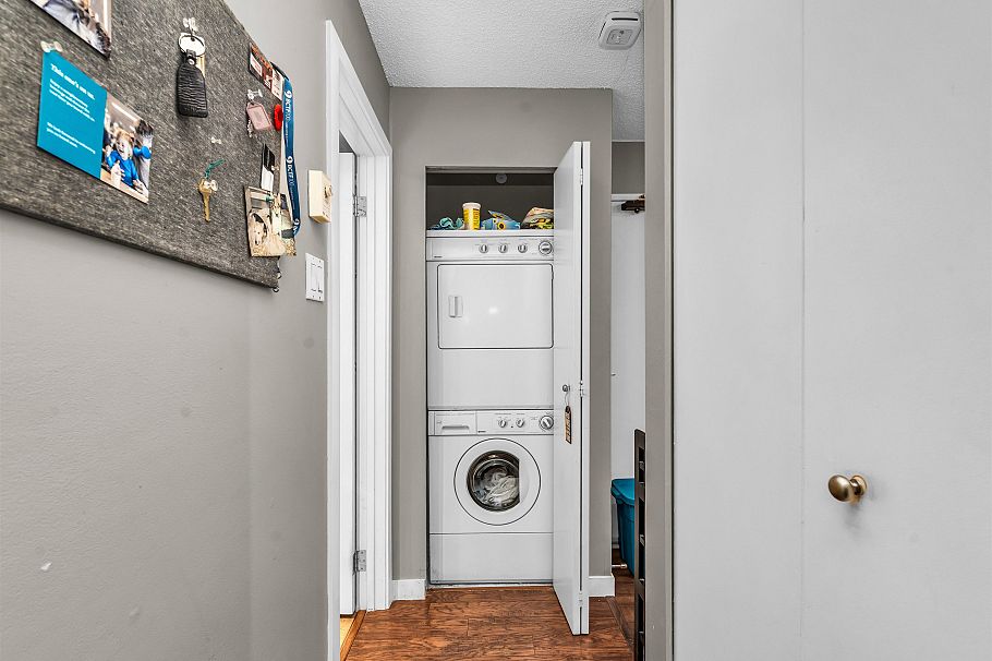 319 1500 Pendrell Street Vancouver, BC - 22