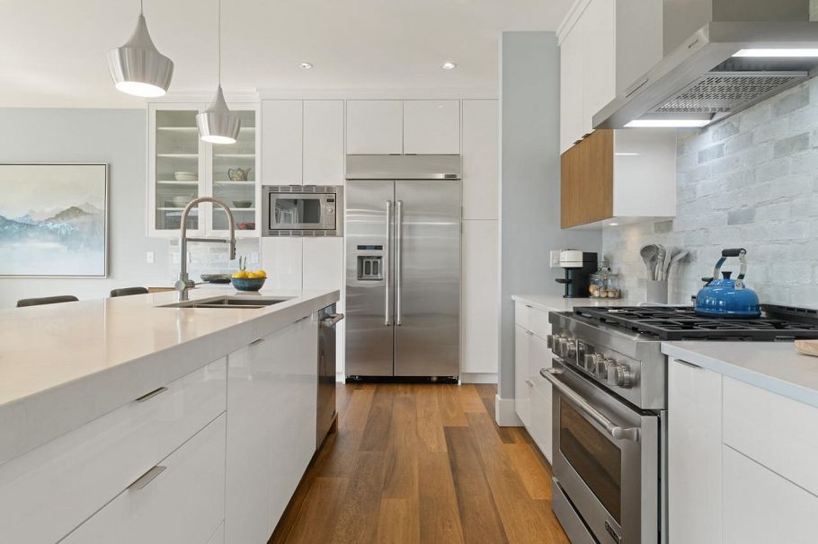 291 Monteray Avenue North Vancouver, BC - 6