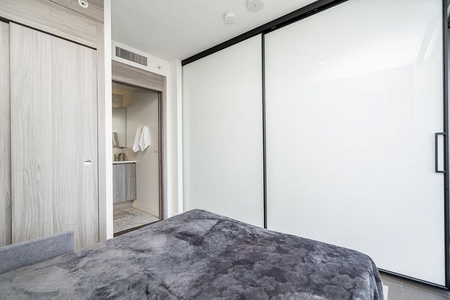 2107 89 Nelson Street Vancouver, BC - 12