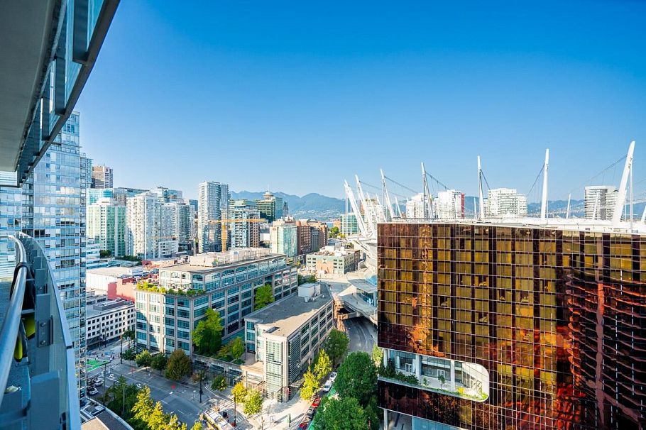 2107 89 Nelson Street Vancouver, BC - 25