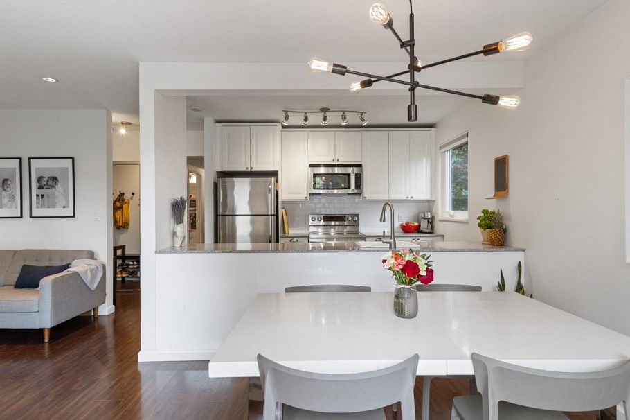 103 W 15th Avenue Vancouver, BC - 6