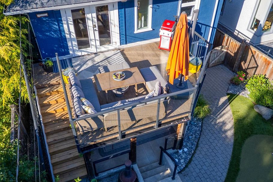 3432 W 13th Avenue Vancouver, BC - 36