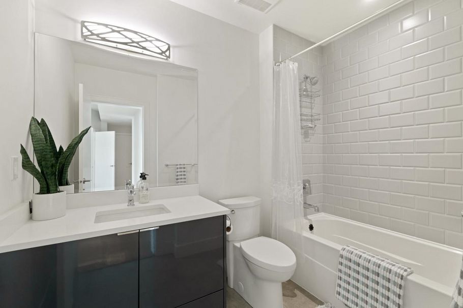 291 Monteray Avenue North Vancouver, BC - 35