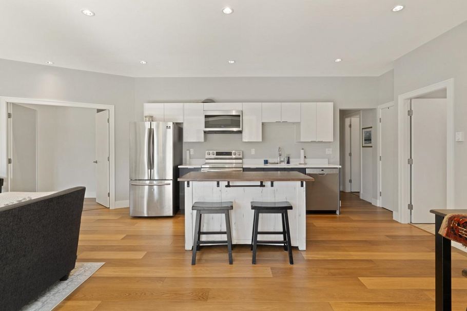 291 Monteray Avenue North Vancouver, BC - 31