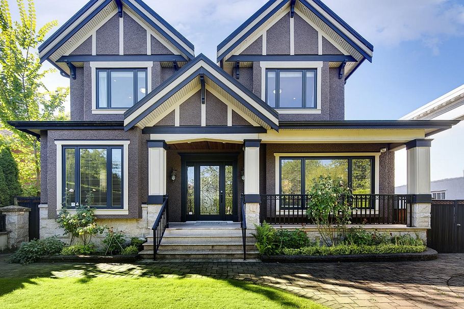 2168 W 16th Avenue Vancouver, BC - 1