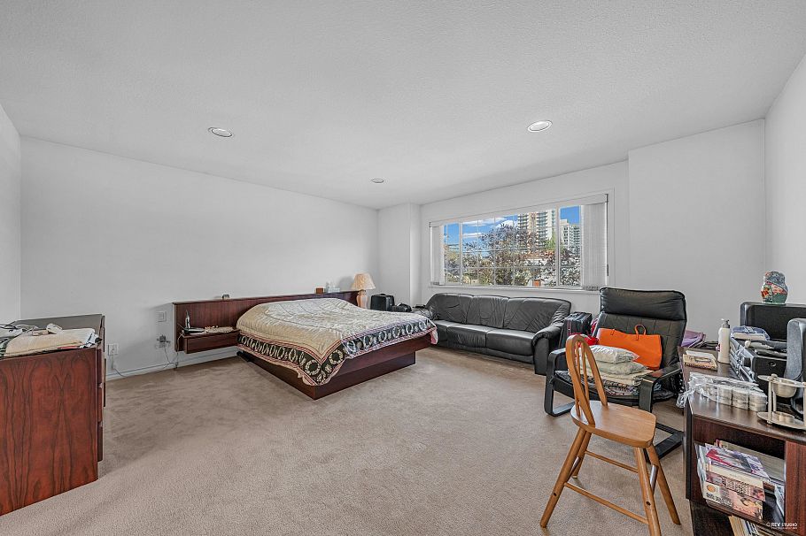 426 W 44th Avenue Vancouver, BC - 27