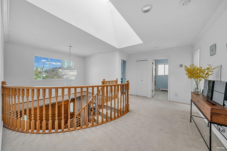 426 W 44th Avenue Vancouver, BC - 35