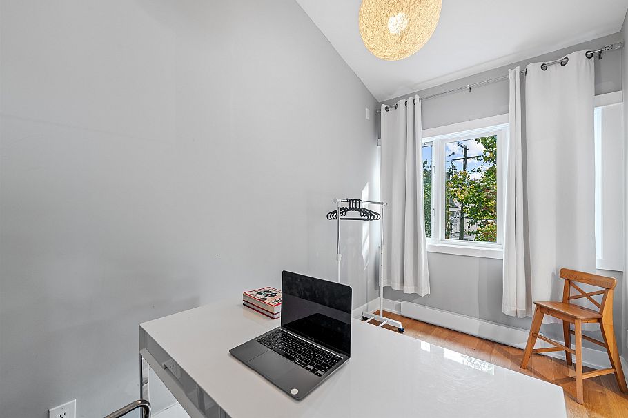 1866 W 15th Avenue Vancouver, BC - 15