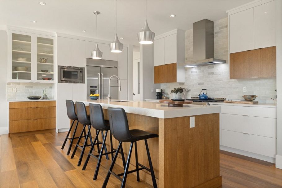 291 Monteray Avenue North Vancouver, BC - 11