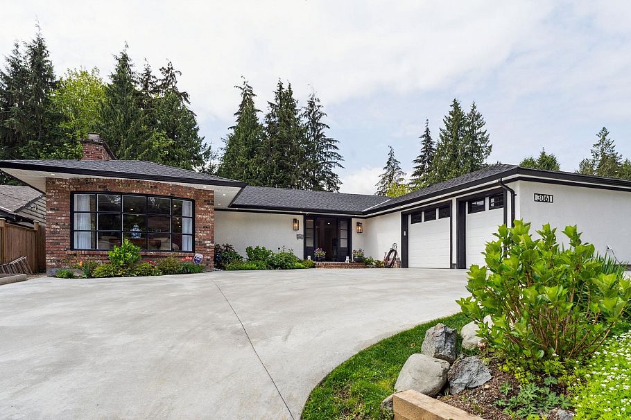 3061 Bewicke Avenue North Vancouver, BC - 2