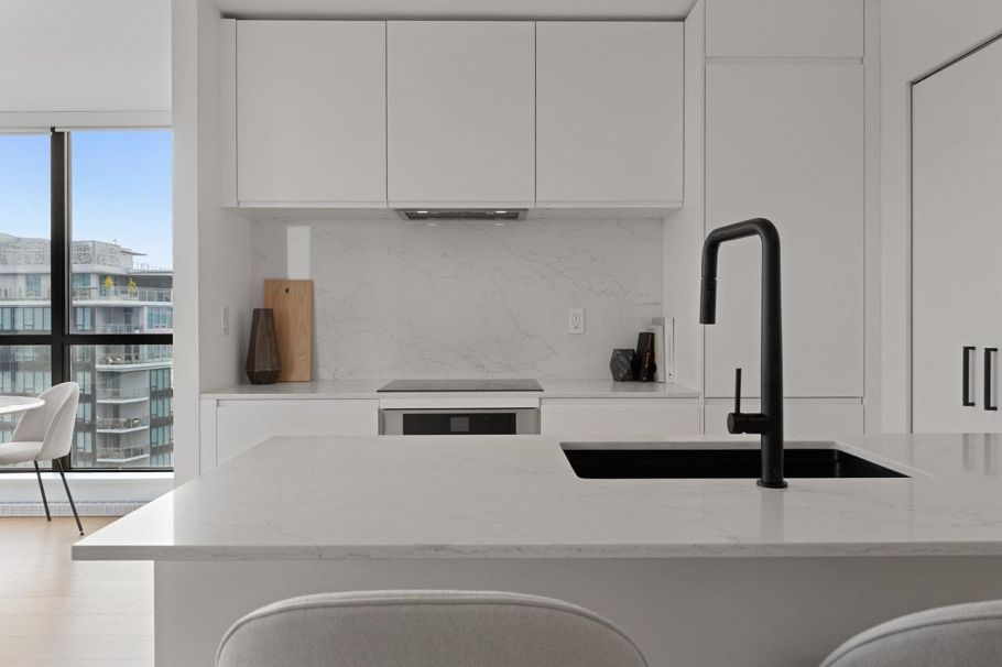 3002 909 Mainland Street Vancouver, BC - 4