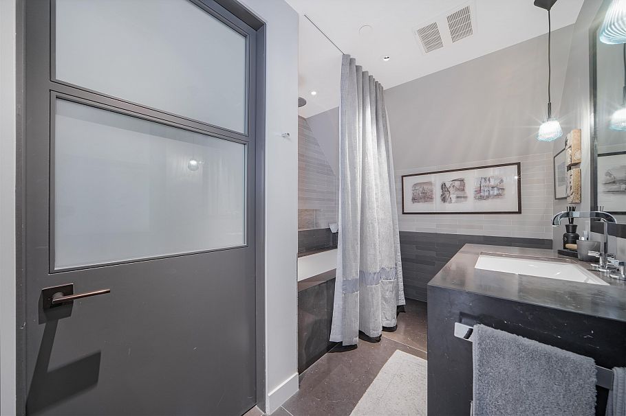 1501 Atlas Lane Vancouver, BC - 28