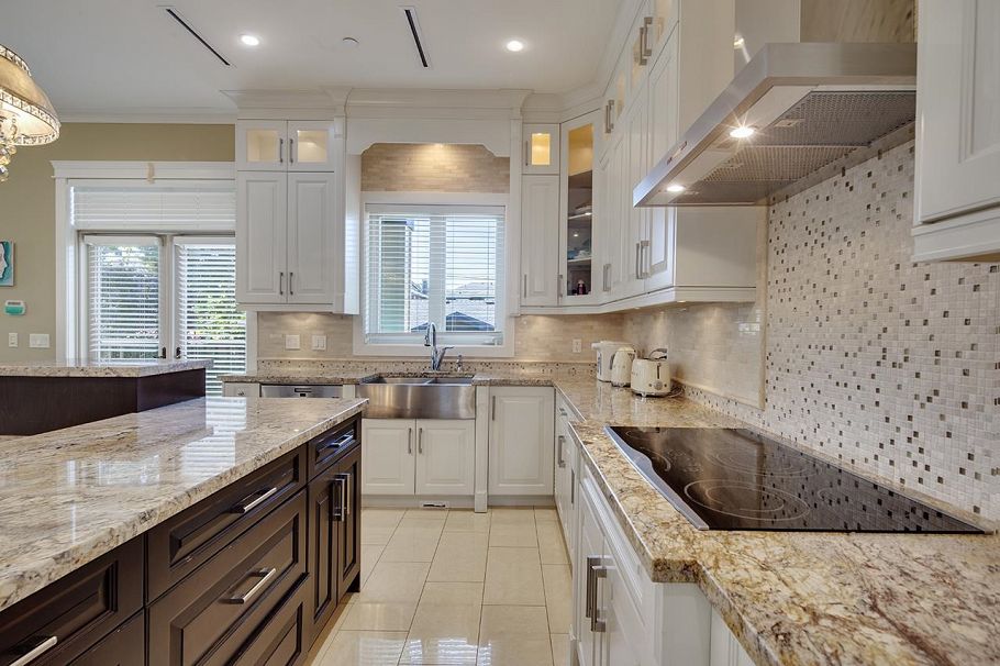 2168 W 16th Avenue Vancouver, BC - 20