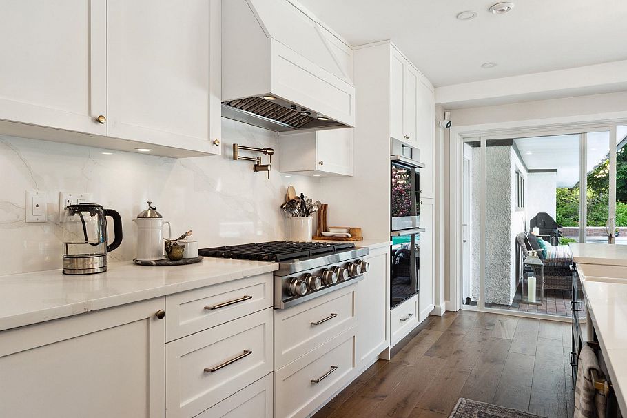 3061 Bewicke Avenue North Vancouver, BC - 7