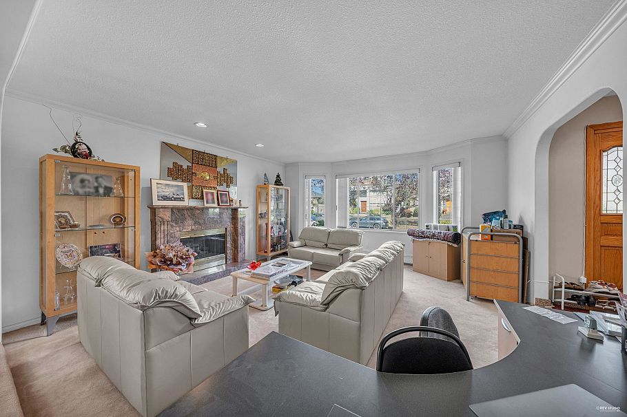 426 W 44th Avenue Vancouver, BC - 10