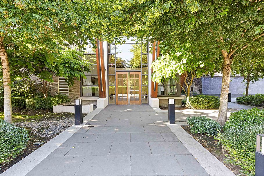 305 3602 Aldercrest Drive North Vancouver, BC - 6