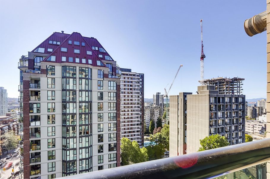1406 1003 Burnaby Street Vancouver, BC - 12