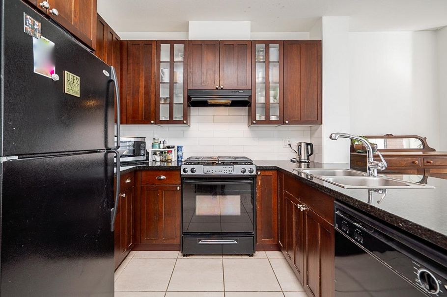 1004 170 W 1st Street North Vancouver, BC - 5