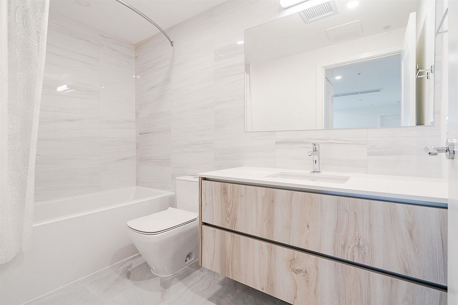 602 477 W 59th Avenue Vancouver, BC - 27