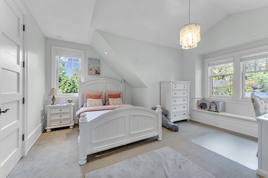 2937 W 45th Avenue Vancouver, BC - 11