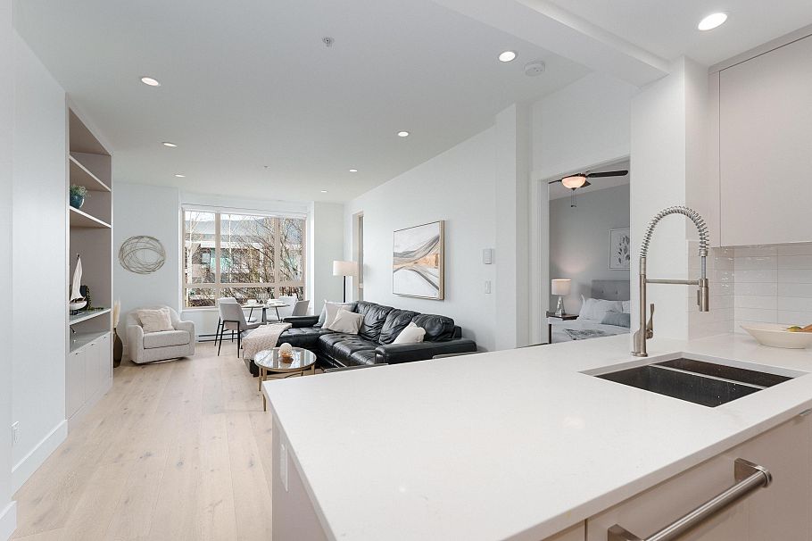 422 580 Raven Woods Drive North Vancouver, BC - 19