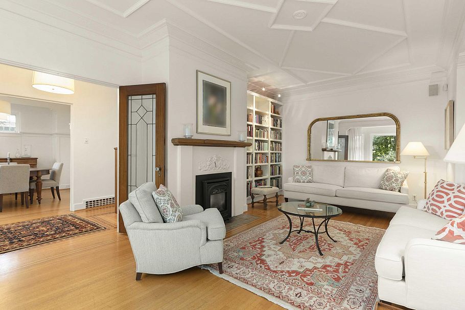 2527 W 37th Avenue Vancouver, BC - 6