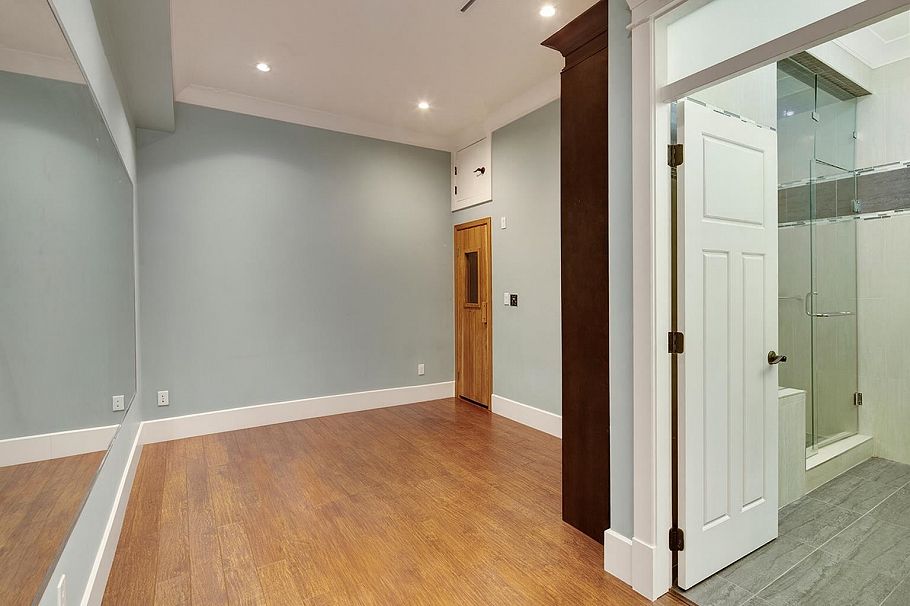 2168 W 16th Avenue Vancouver, BC - 31