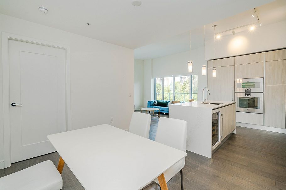 602 477 W 59th Avenue Vancouver, BC - 9