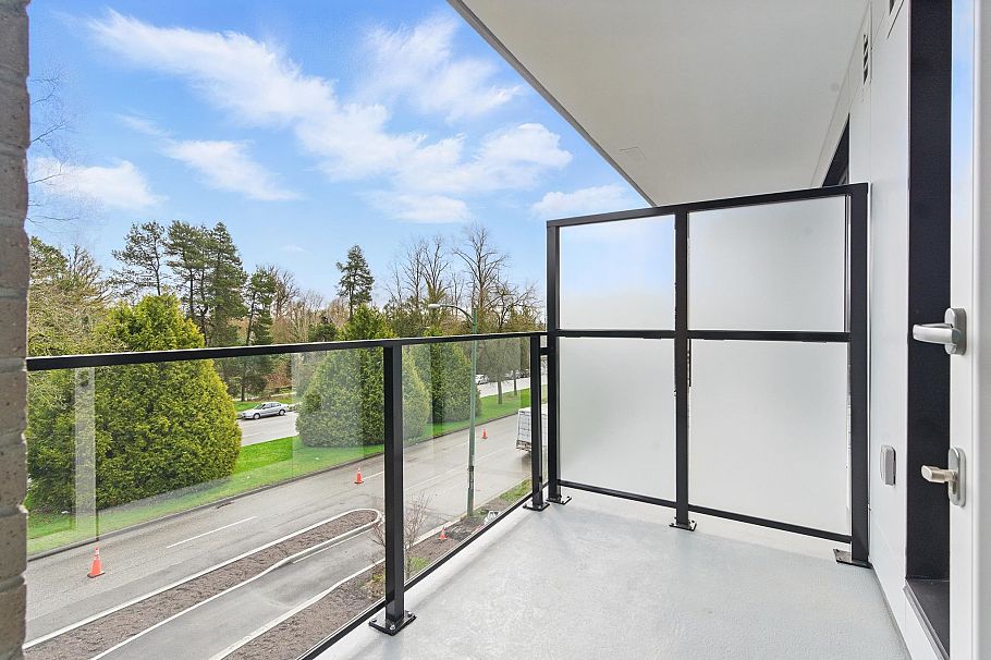 310 6859 Cambie Street Vancouver, BC - 19