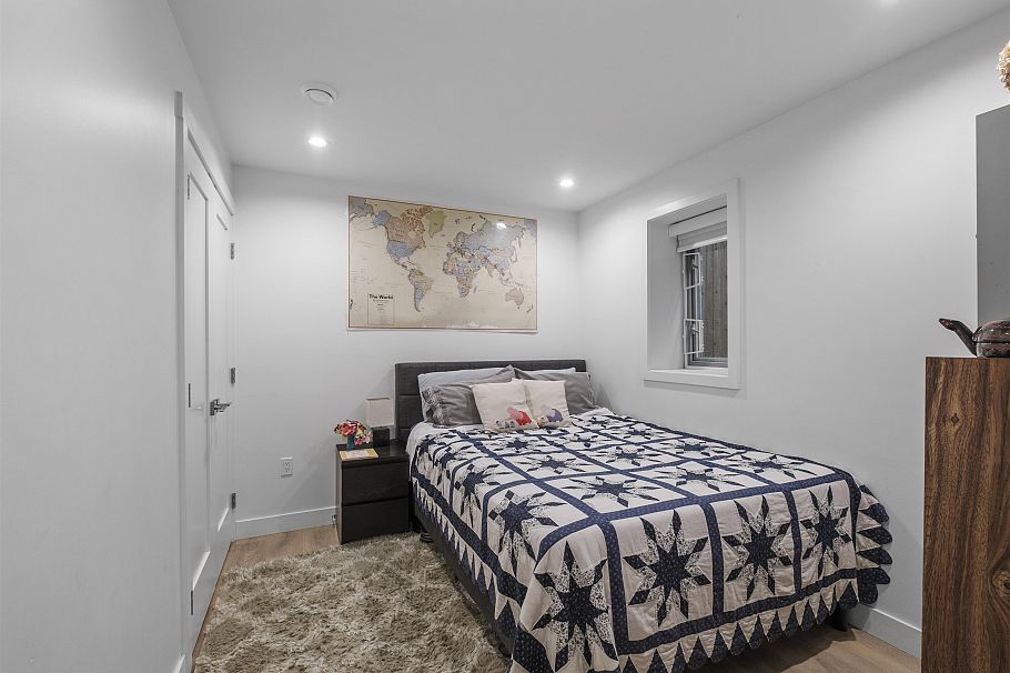 1452 E 20th Avenue Vancouver, BC - 22