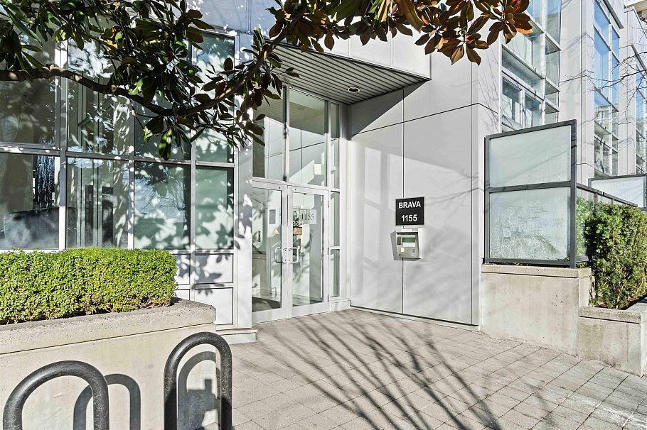 310 1155 Seymour Street Vancouver, BC - 23