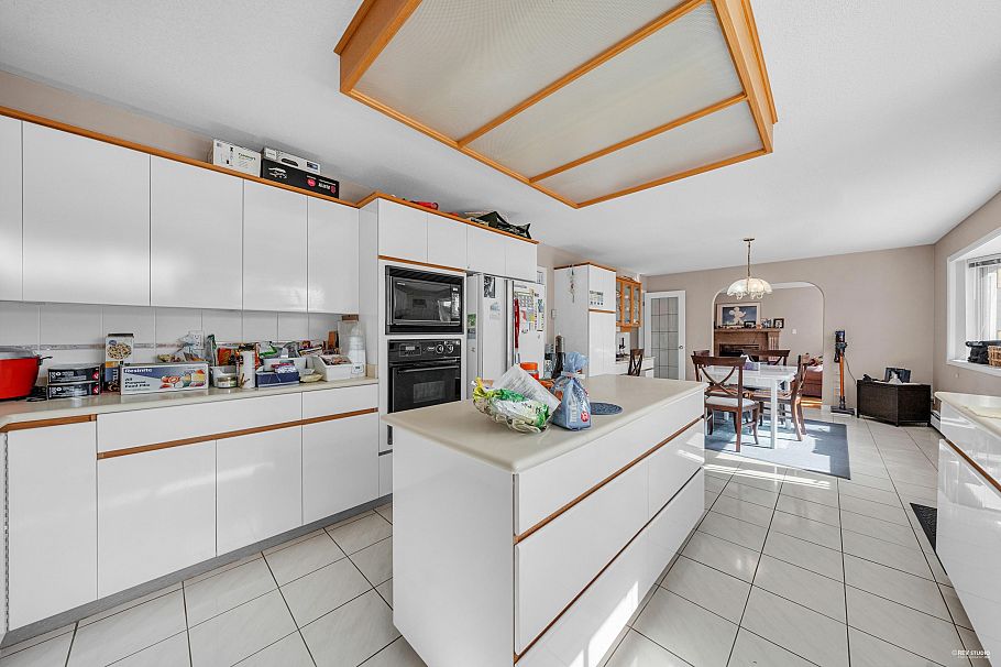 426 W 44th Avenue Vancouver, BC - 20